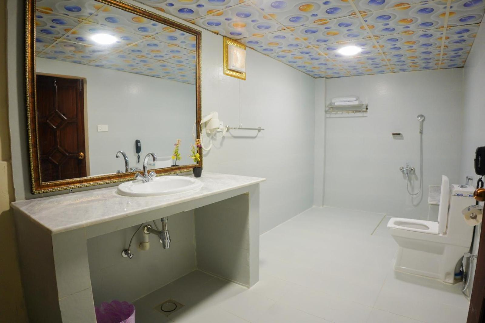 Indus Hotel حيدر أباد المظهر الخارجي الصورة