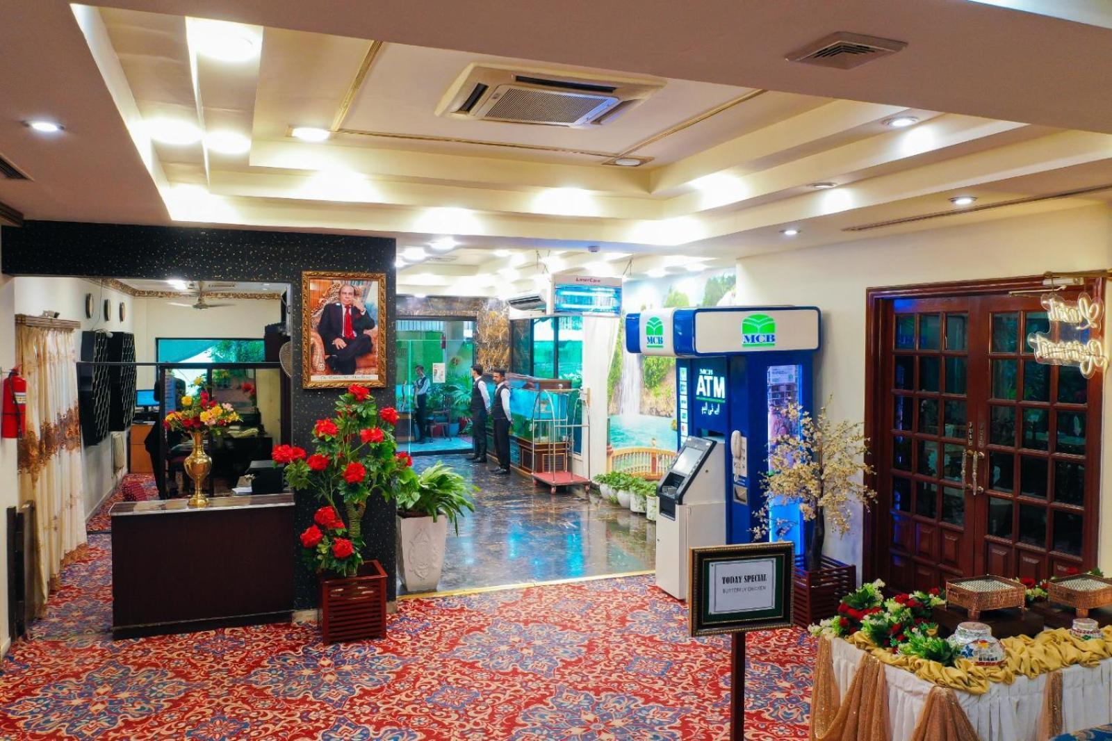 Indus Hotel حيدر أباد المظهر الخارجي الصورة