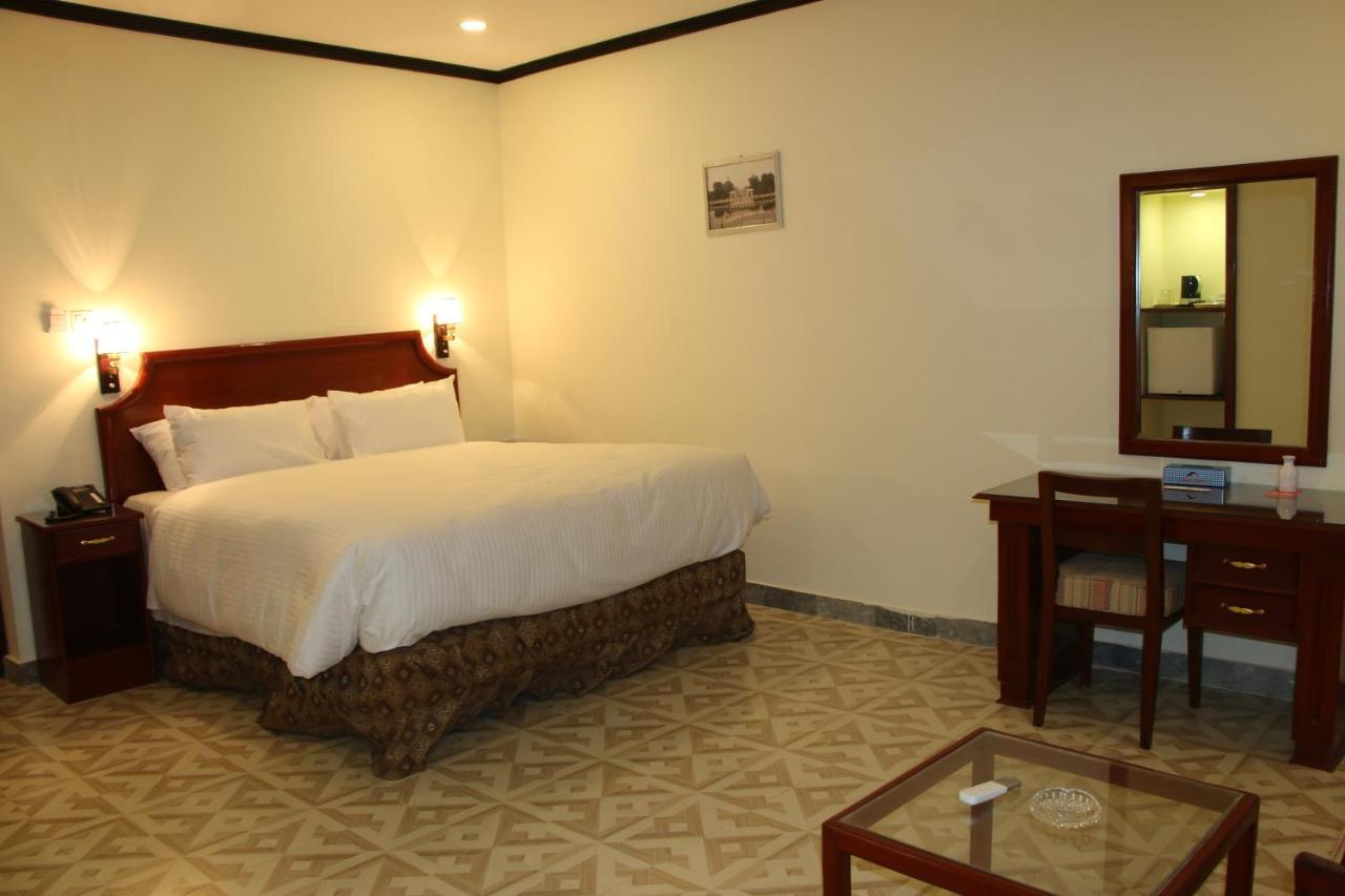 Indus Hotel حيدر أباد المظهر الخارجي الصورة